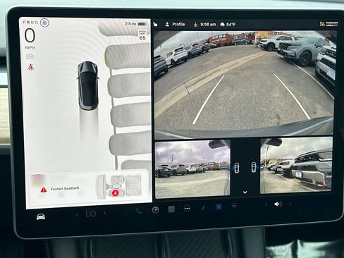 Used 2023 Tesla Model 3 Standard Range image 23