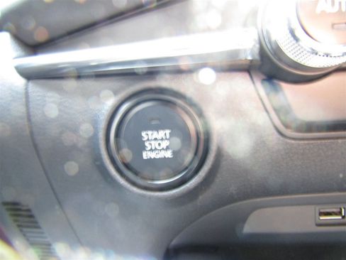Used 2019 MAZDA MAZDA3 AWD Hatchback w/ Premium Pkg image 27