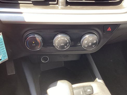 Used 2024 Chevrolet Trax LS FWD image 22
