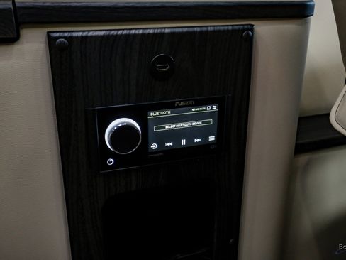 Used 2025 Mercedes-Benz Sprinter 3500 image 92