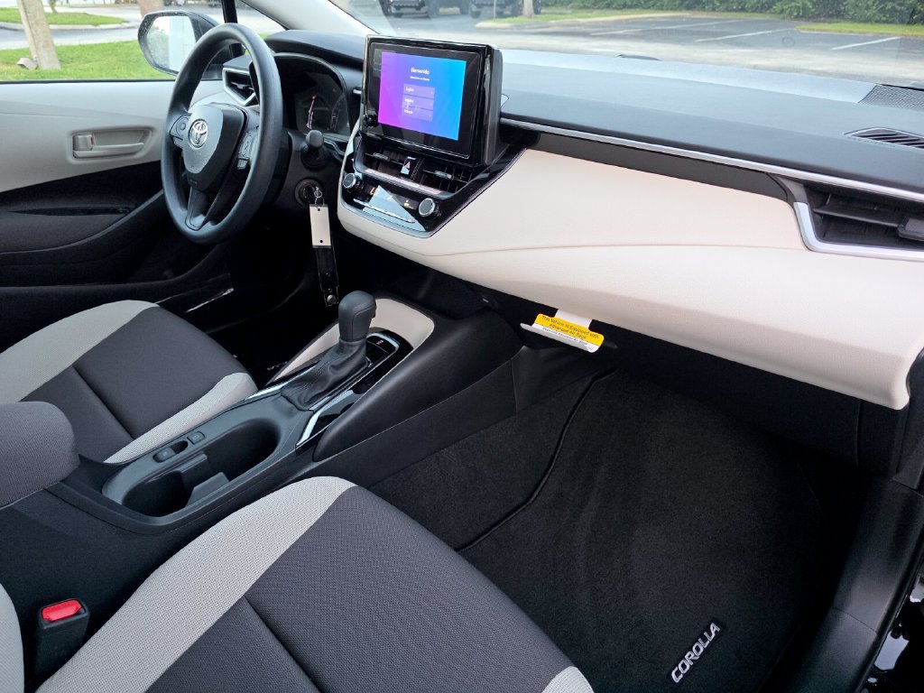New 2027 Toyota Corolla LE FWD image 13