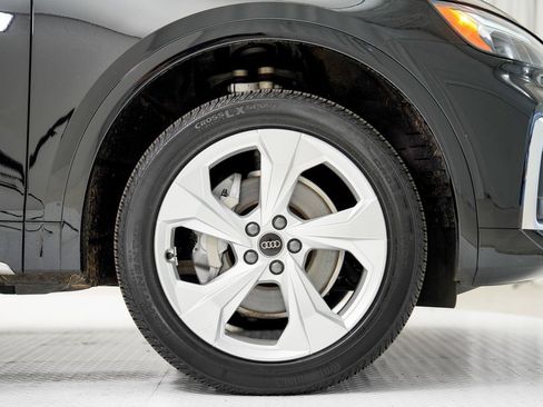 Certified 2025 Audi Q5 2.0T Premium Plus w/ Premium Plus Package image 27