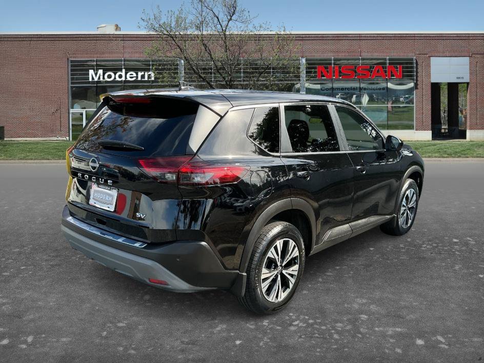 Certified 2023 Nissan Rogue SV FWD image 4