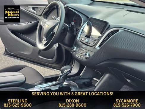 Used 2023 Chevrolet Malibu LT image 32