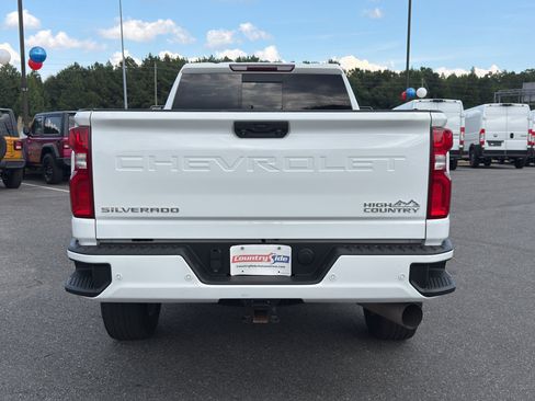 Used 2020 Chevrolet Silverado 2500 High Country AWD/4WD image 8