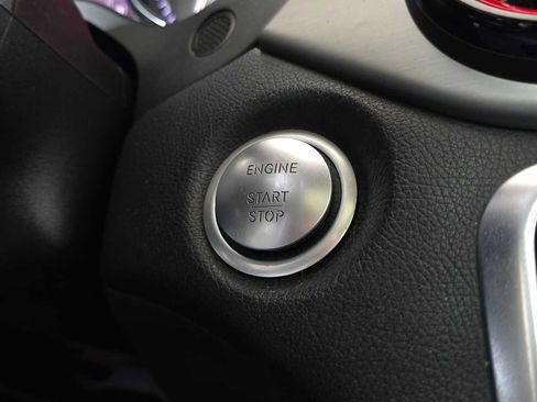 Used 2015 Mercedes-Benz CLA 250 4MATIC image 36