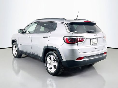 Used 2022 Jeep Compass Latitude w/ Convenience Group FWD image 7