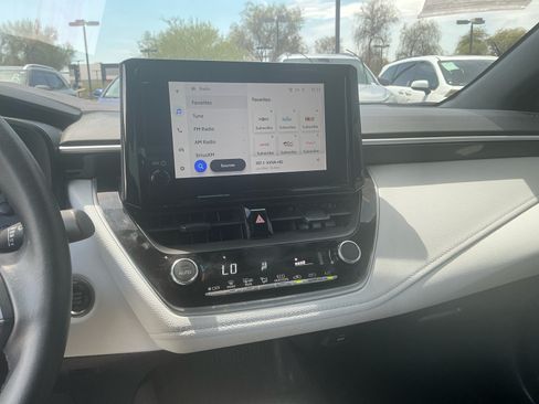 Used 2024 Toyota Corolla SE FWD image 12