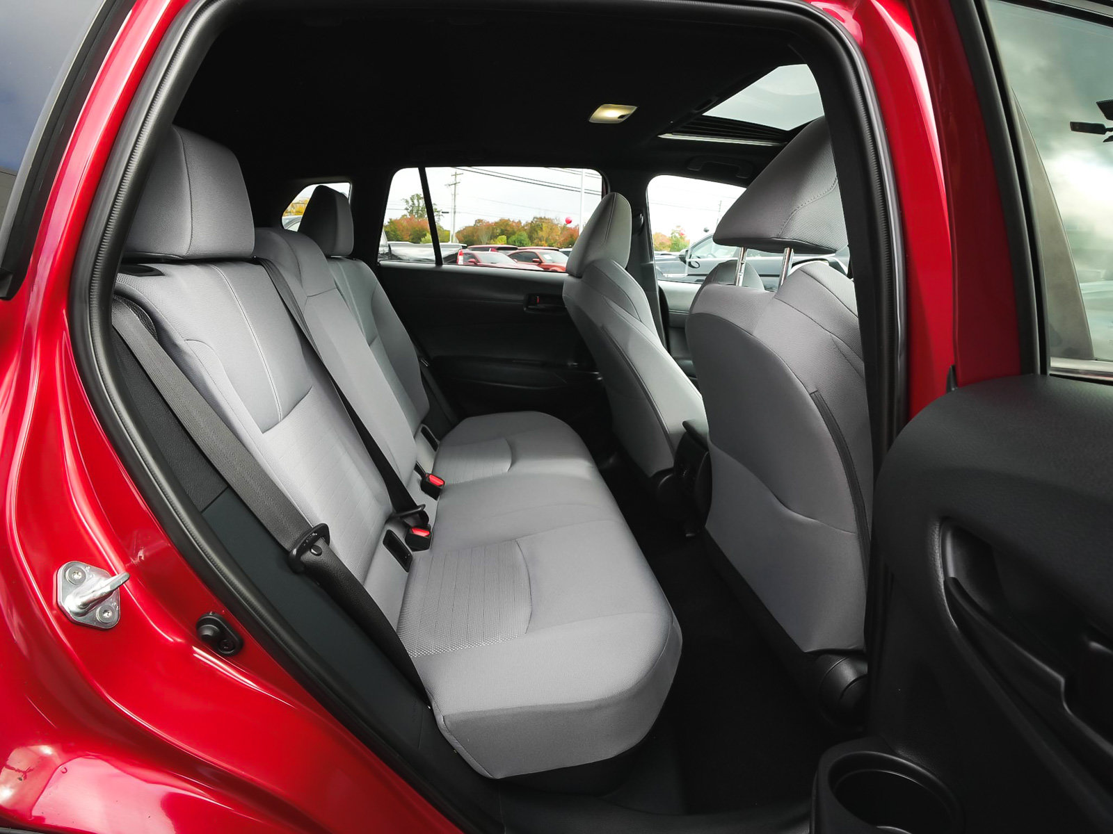 Used 2023 Toyota Corolla Cross AWD Hybrid w/ Moonroof Package image 38