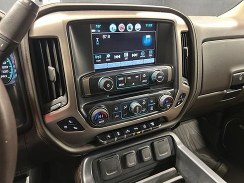 Used 2019 GMC Sierra 3500 Denali w/ Duramax Plus Package image 16