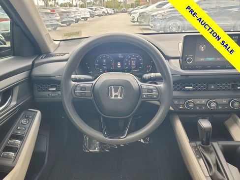 Used 2025 Honda Accord SE image 22