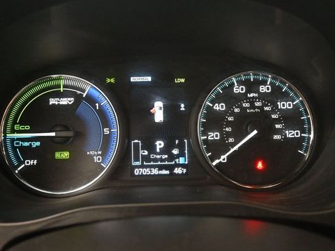 Used 2022 Mitsubishi Outlander SEL image 16