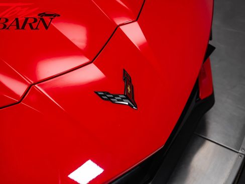 Used 2022 Chevrolet Corvette Stingray Preferred Cpe w/ Z51 Performance Package RWD image 17
