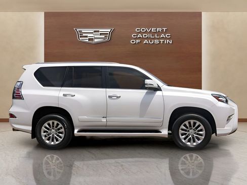Used 2015 Lexus GX 460 w/ Premium Package AWD/4WD image 5