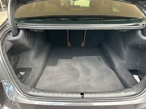 Used 2022 BMW 540i w/ M Sport Package image 38