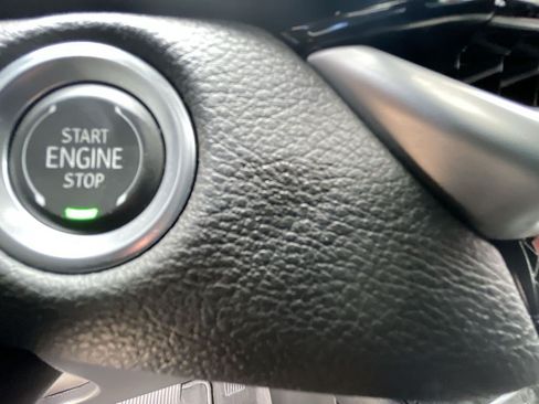 Certified 2025 Cadillac XT4 Premium Luxury FWD image 16