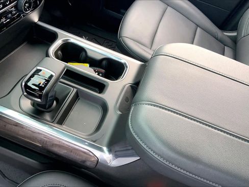 Used 2024 Chevrolet Silverado 1500 LTZ w/ LTZ Convenience Package II image 15