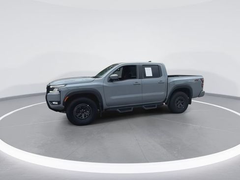 Used 2025 Nissan Frontier PRO-4X AWD/4WD image 6