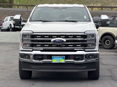 New 2026 Ford F250 Lariat w/ Chrome Package image 3