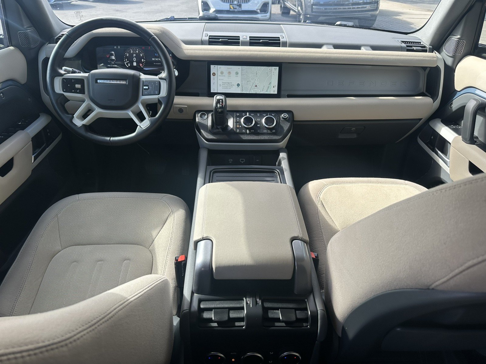 Used 2022 Land Rover Defender 110 SE AWD/4WD image 17
