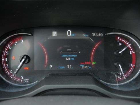 Certified 2025 Toyota RAV4 XLE image 22