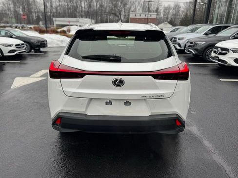 Used 2024 Lexus UX 250h 250h Premium image 4