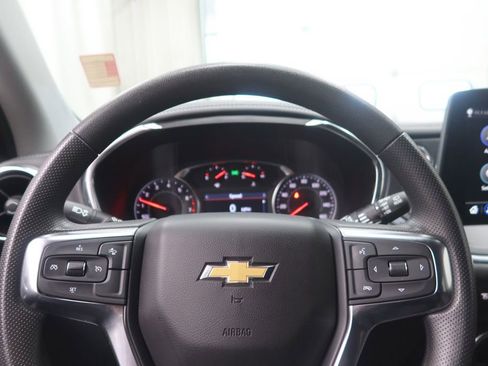 Used 2025 Chevrolet Blazer LT AWD/4WD image 20