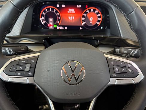 New 2025 Volkswagen Atlas Peak Edition SE AWD/4WD image 24