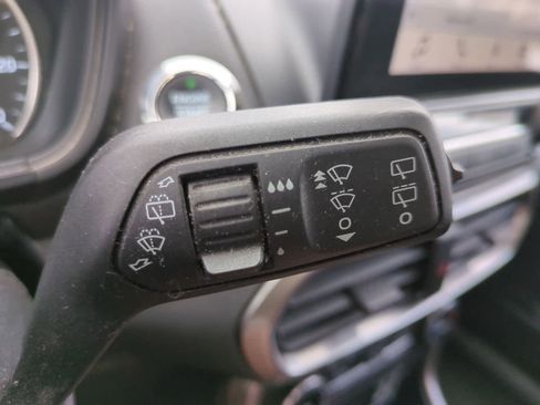 Used 2019 Ford EcoSport SE w/ SE Convenience Package image 27