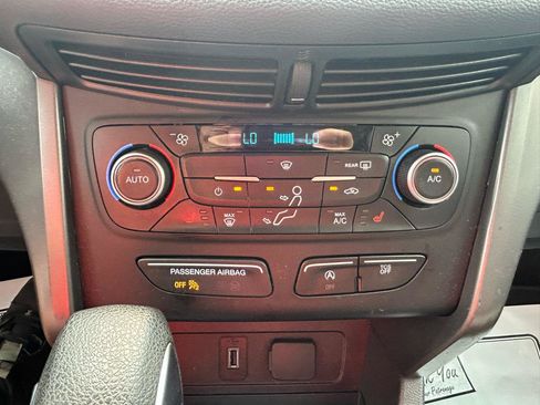 Used 2018 Ford Escape SE AWD/4WD image 25