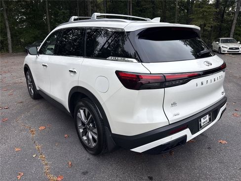 Certified 2025 INFINITI QX60 Luxe w/ Vision Package image 29