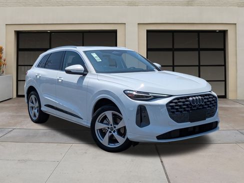 New 2025 Audi Q5 Premium Plus image 19