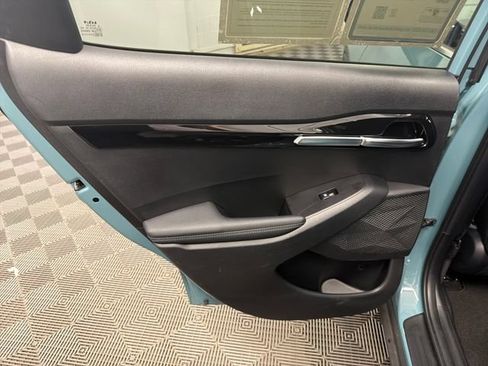 Certified 2024 Kia Seltos SX w/ SX Sunroof Package AWD/4WD image 13
