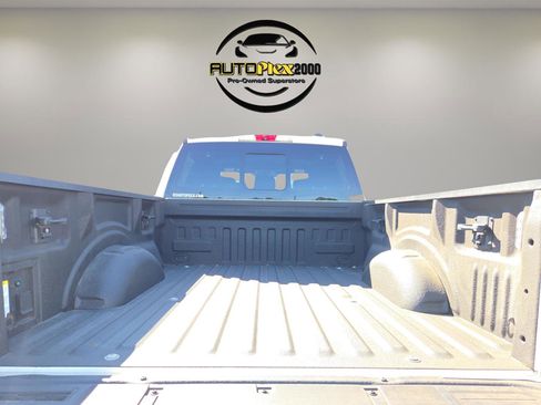 Used 2022 Ford F150 Lariat w/ Max Trailer Tow Package image 14