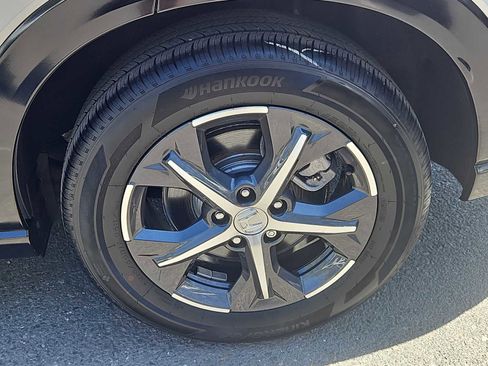 Used 2023 Honda HR-V EX-L image 3