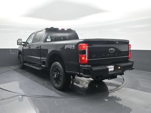 New 2026 Ford F250 Lariat w/ Black Appearance Package AWD/4WD image 22