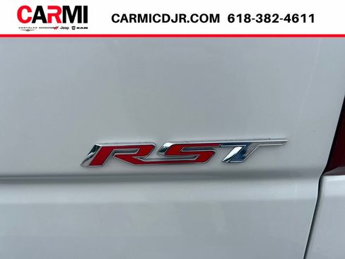 Used 2021 Chevrolet Silverado 1500 RST AWD/4WD image 8