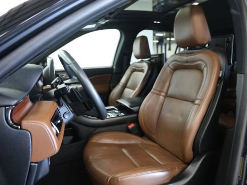 Used 2022 Lincoln Aviator Grand Touring w/ Equipment Group 301A AWD/4WD image 22