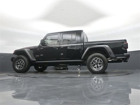 New 2025 Jeep Gladiator Rubicon image 42