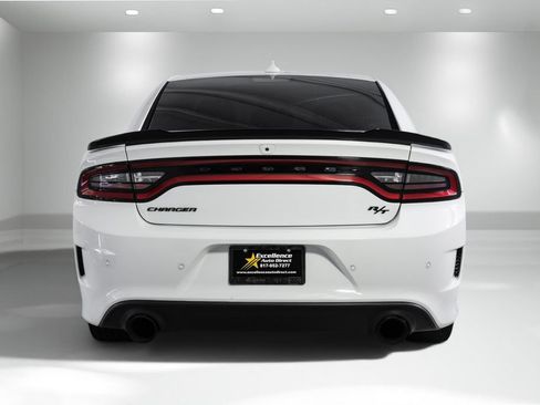 Used 2022 Dodge Charger R/T w/ Blacktop Package RWD image 7