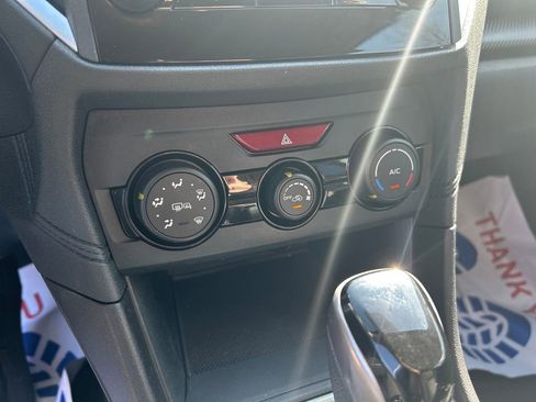 Used 2018 Subaru Crosstrek 2.0i Premium AWD/4WD image 37