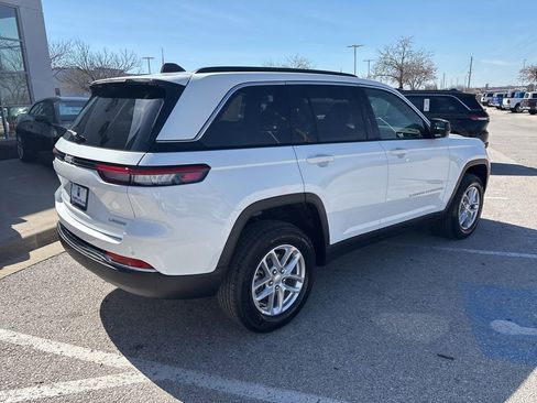 New 2026 Jeep Grand Cherokee Laredo AWD/4WD image 25
