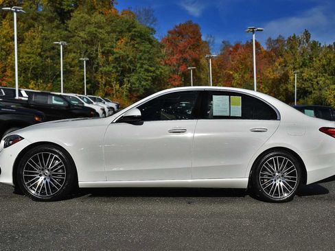 Used 2025 Mercedes-Benz C 300 4MATIC Sedan image 4