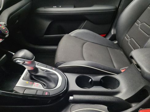 Used 2022 Kia Forte GT-Line image 26