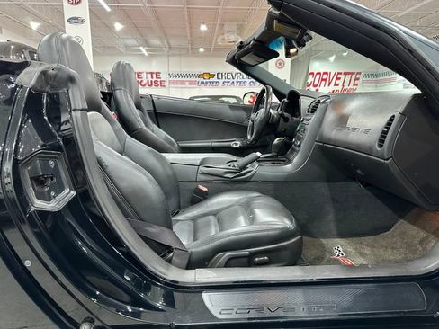 Used 2007 Chevrolet Corvette Convertible w/ Preferred Equipment Group RWD image 11