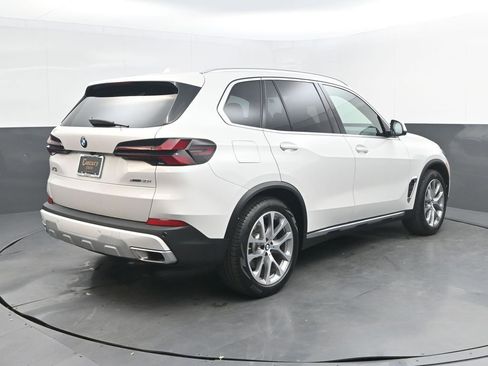 Certified 2024 BMW X5 xDrive40i w/ Premium Package AWD/4WD image 7