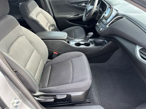 Used 2023 Chevrolet Malibu LT image 13