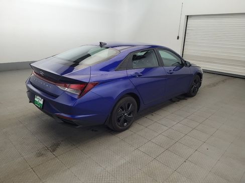 Used 2023 Hyundai Elantra SEL FWD image 9