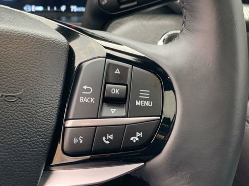 Certified 2025 Ford Explorer Platinum image 36