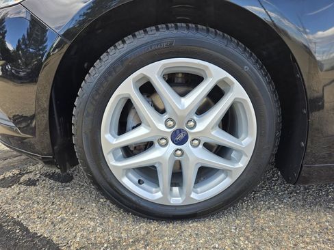 Used 2016 Ford Fusion SE FWD image 36